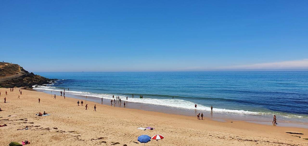 Superior Studio in Praia das Maçãs, Colares