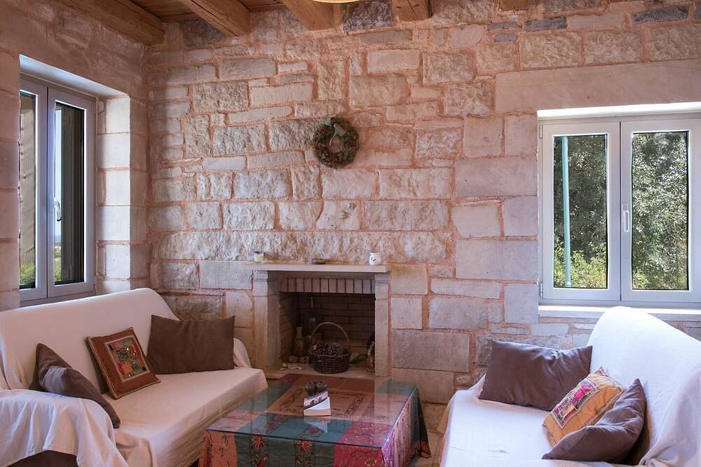 Pantanassa Villas - Erato with Sea View in Kato Stalos, Agia Marina