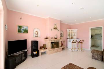 Villa With Pool for 8 People in Algarve, Portugal, Photo 4