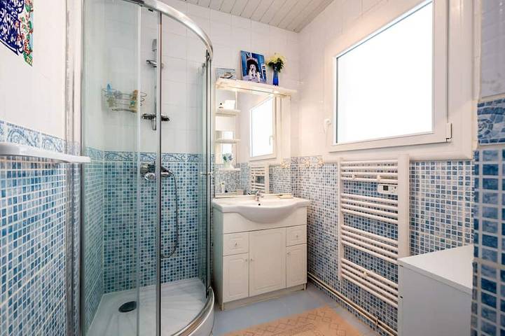 Location de vacances pour 6 personnes, avec terrasse et jardin dans Plage du Betey - 4