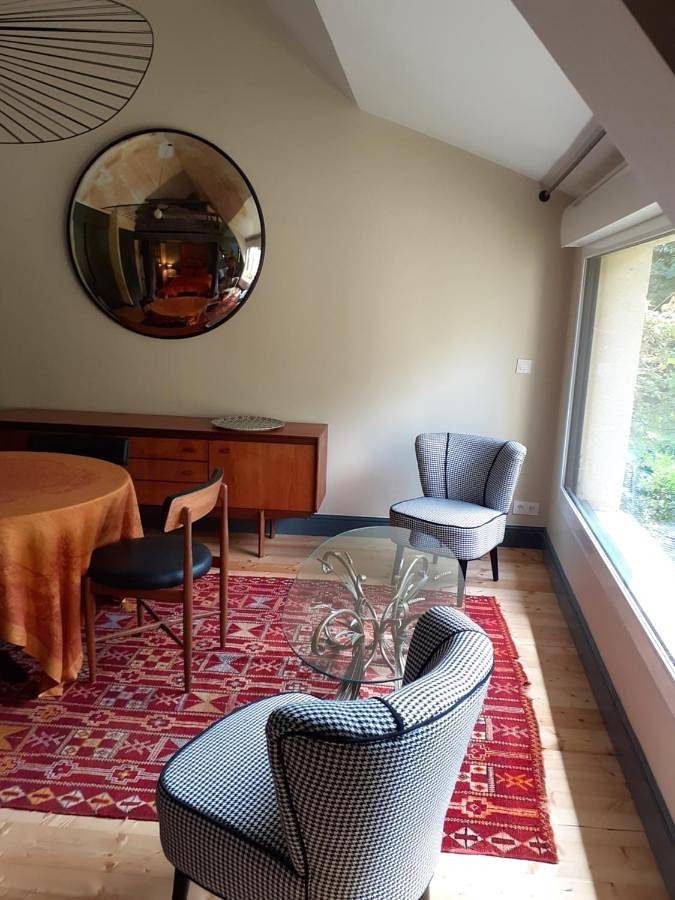 Gîte pour 4 personnes, avec vue et piscine ainsi que jardin et terrasse à Sully - 3