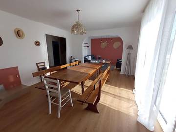 Gîte pour 11 personnes, avec jardin dans Office De Tourisme De Plouhinec