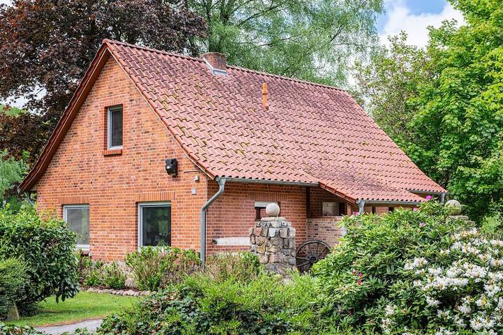 Ferienhaus für 6 Personen, mit Terrasse und Pool sowie Garten, mit Haustier in Kirchlinteln