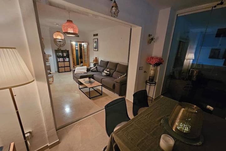 Holiday apartment for 4 people, with balcony and pool, with pets - 1
