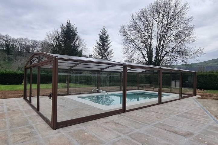 Casa de vacaciones para 19 personas, con terraza y jardín en Villacarriedo