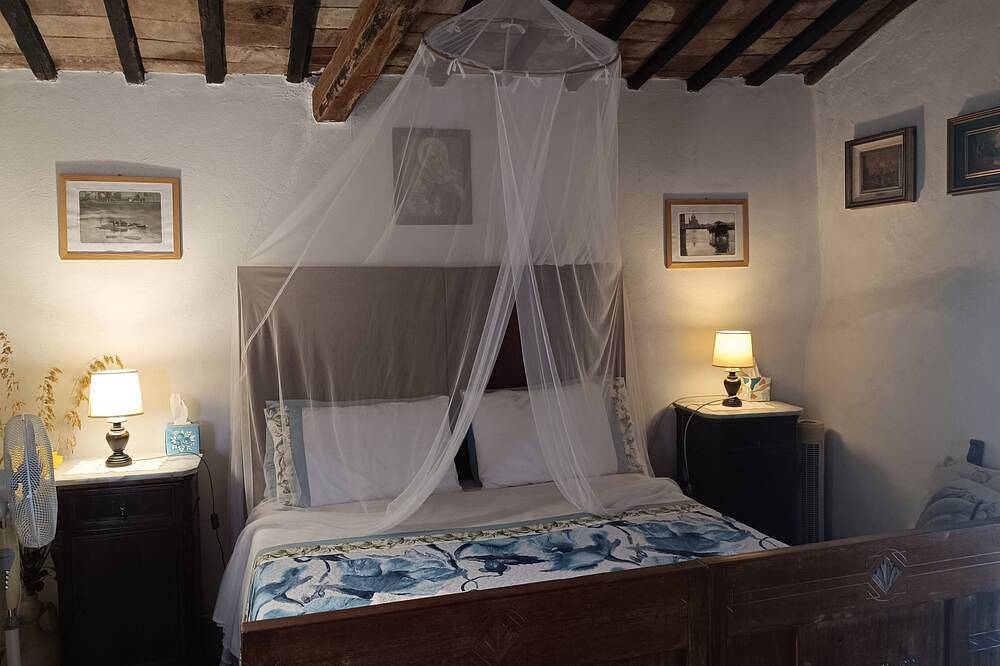 Appartement in boerderij in 1500 in Toscane in Chianti met prive meer in Radda in Chianti, Chianti