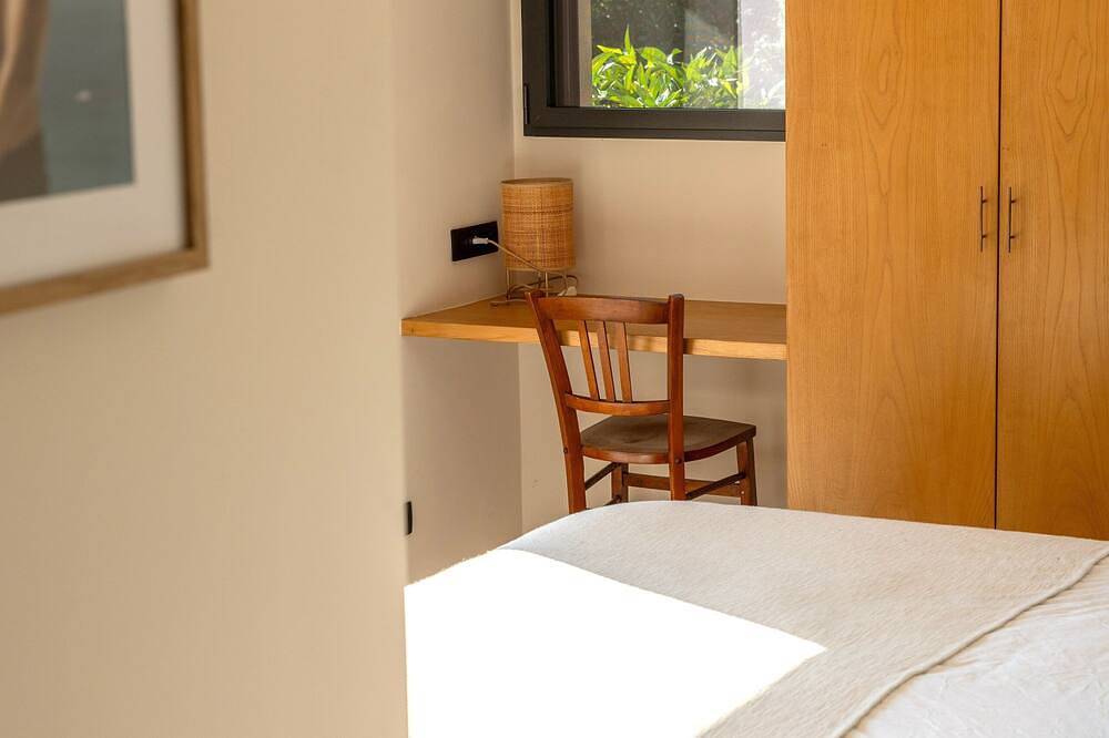 Contemporary sea-view villa with large infinity pool and walking distance to the beach in Pinarellu, Zonza