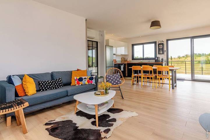 Gîte pour 4 personnes, avec jardin et terrasse à Souel