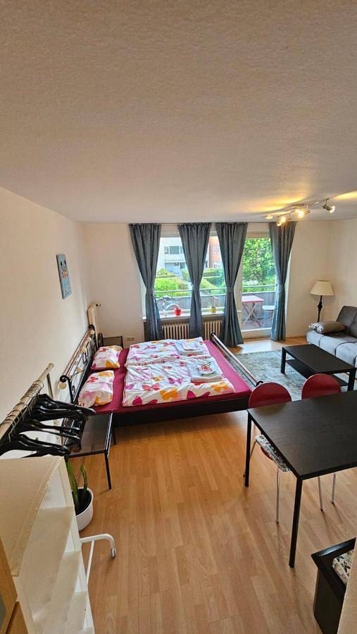 Ferienwohnung für 4 Personen, mit Balkon und Terrasse sowie Ausblick in Stadthagen