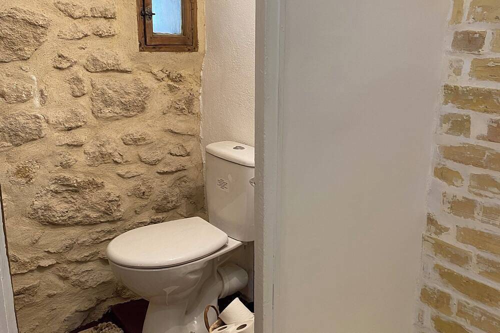 Charming Village House in Aubignan, Vaucluse