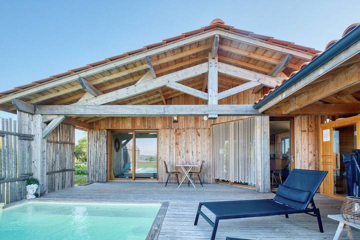 Cabane en bois pour 4 personnes, avec sauna et jacuzzi en Dordogne - 2