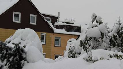 Ferienwohnung für 4 Personen, mit Garten und Balkon, kinderfreundlich in Buntenbock