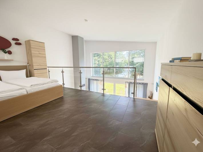 Ferienpark für 3 Personen, mit Terrasse und Seeblick sowie Garten in Mecklenburgische Seenplatte - 4