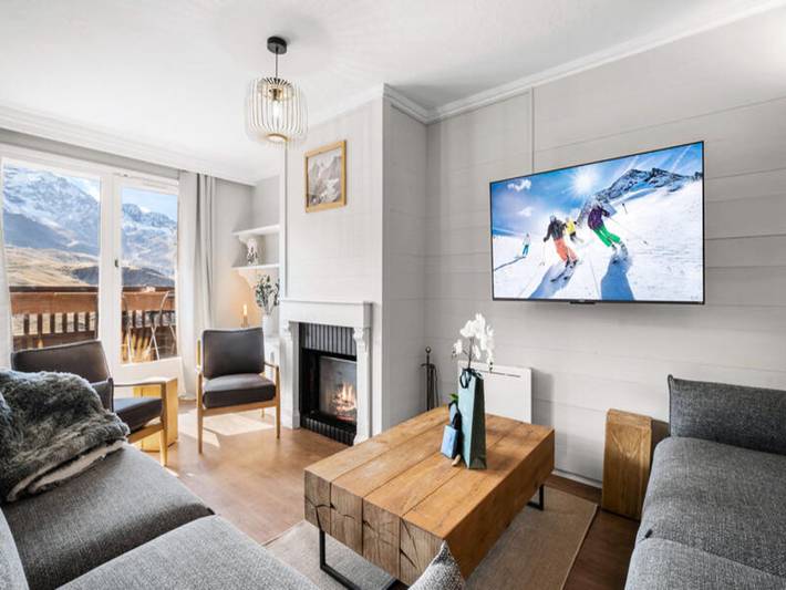 Chalet pour 10 personnes, avec piscine et balcon, adapté aux familles à Val Thorens