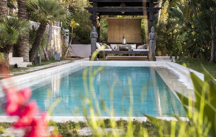 Casa rural para 12 personas, con jardín además de terraza y sauna en San Miguel de Balansat - 4