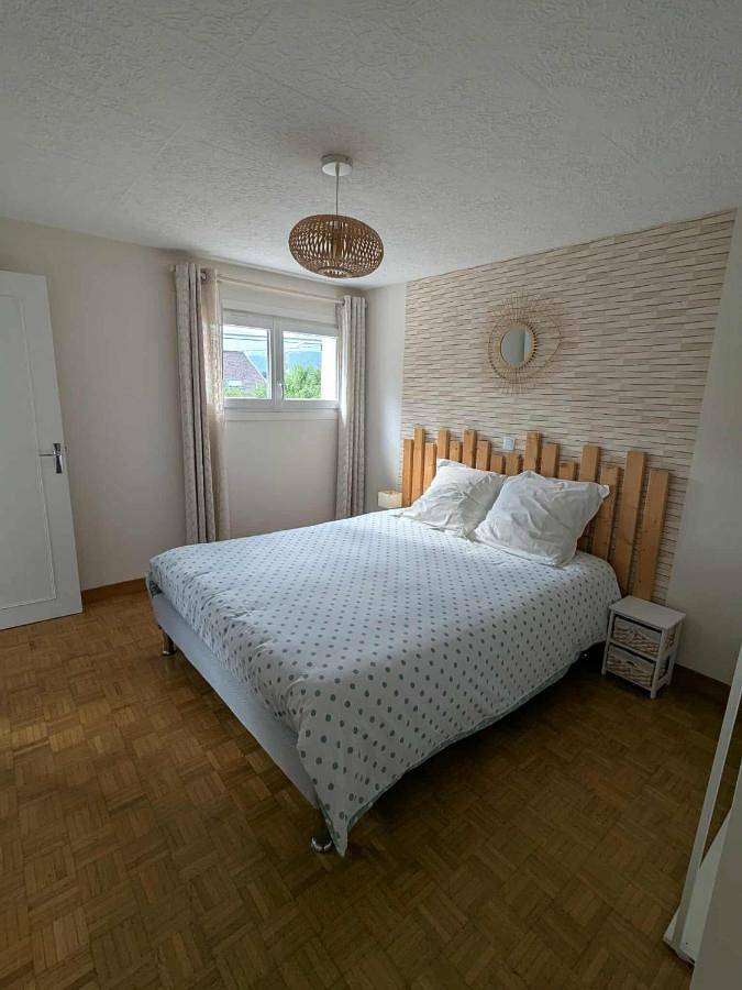 Gîte pour 4 personnes, avec vue ainsi que terrasse et jardin à Monestier-de-Clermont - 3