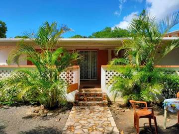 Location de vacances pour 4 personnes, avec terrasse à Saint-Pierre (ville)