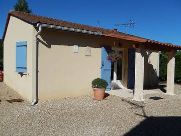 Studio pour 2 personnes, avec jardin, animaux acceptés en Dordogne