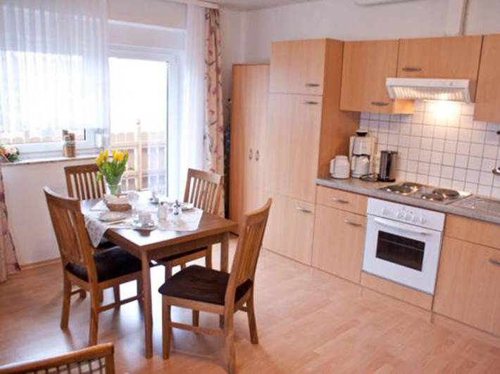 Ferienwohnung für 3 Personen, mit Balkon in Dornumergrode - 2