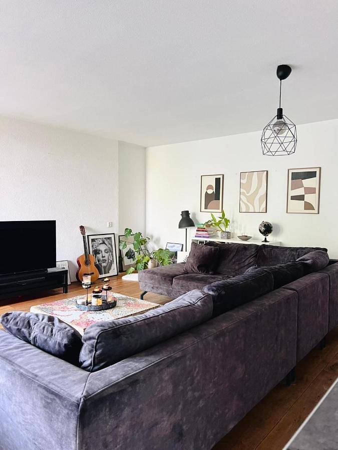 Vakantieappartement voor 4 personen, with Balkon and Whirlpool as well as Terras and Uitzicht in Amsterdam-Zuidoost