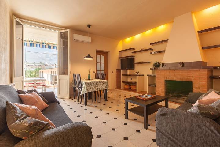 Ferienwohnung für 4 Personen, mit Balkon in Mataró