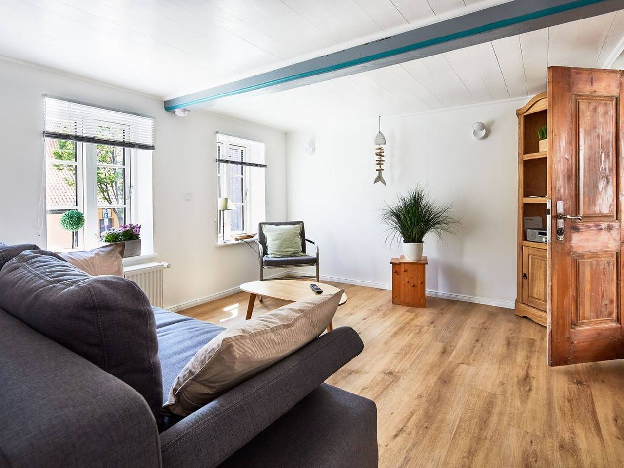 Ganze Ferienwohnung, - Hafen-Butze - Hafen-Butze / zentral gelegene 2-Zimmer-Altbauwohnung im 1. Og in Flensburg, Flensburger Förde