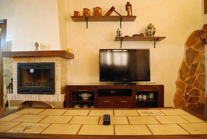 Casa rural para 8 personas, con piscina y jardín, Se admiten mascotas en Provincia de Cuenca - 4