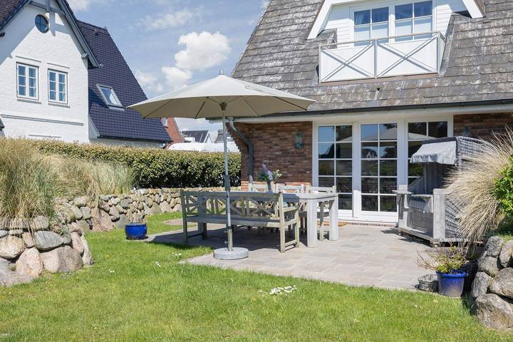Ganze Wohnung, Neue und strandnahe 3-Zimmer-Ferienwohnung mit ca. 75 m², für bis zu 4 Personen in Nordfriesische Inseln (Schleswig-Holstein) (Schleswig-Holstein), Wenningstedt