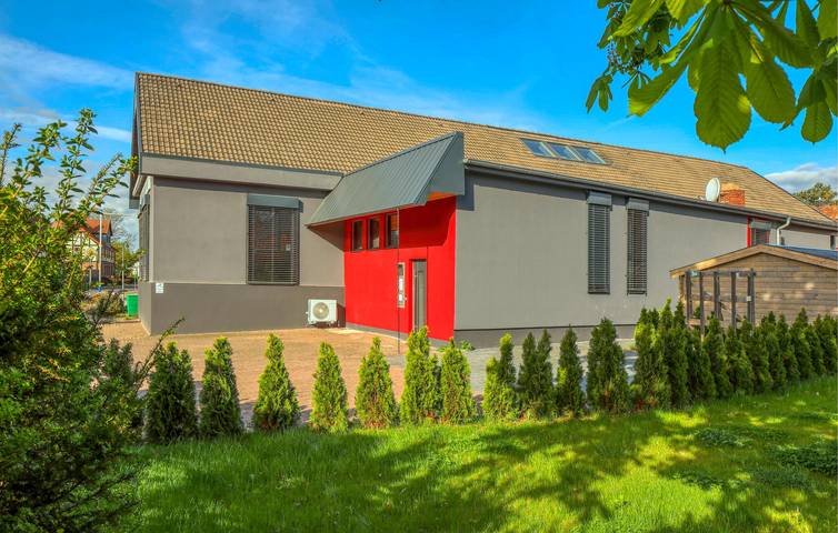 Gemütliche Wohnung mit TV, Parkplatz, Terrasse, Küche und Internet in Bahrdorf, Braunschweig und Umgebung