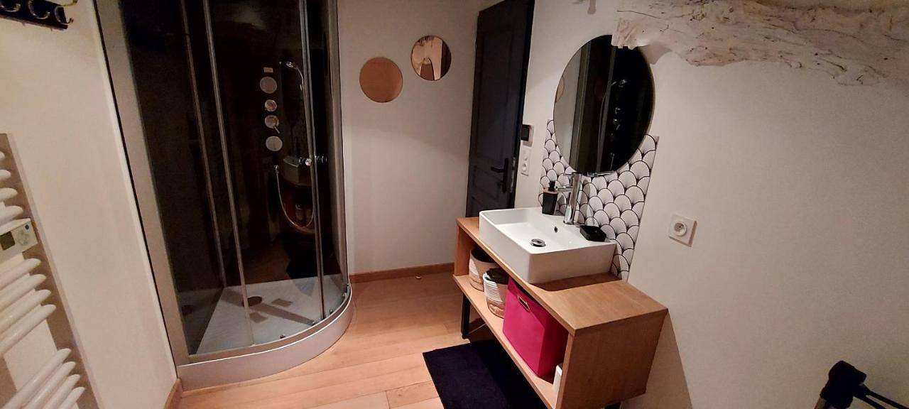 Appartement entier, Gîte L'hélice in Douvres (Ain), Belley
