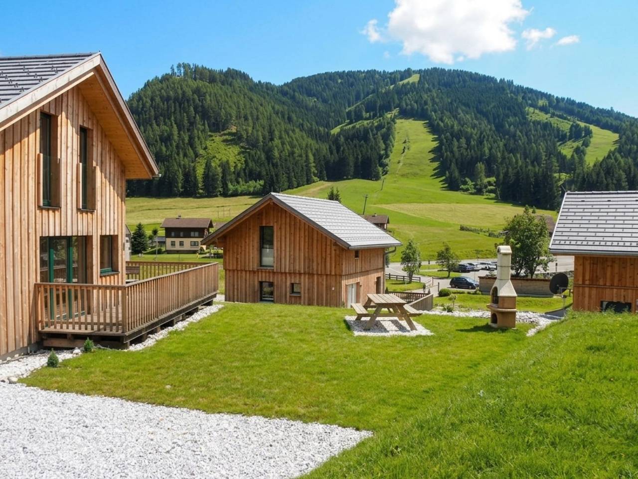 Chalet mit Sauna und Bergblick an der Piste in Rottenmanner und Wölzer Tauern, Hohentauern