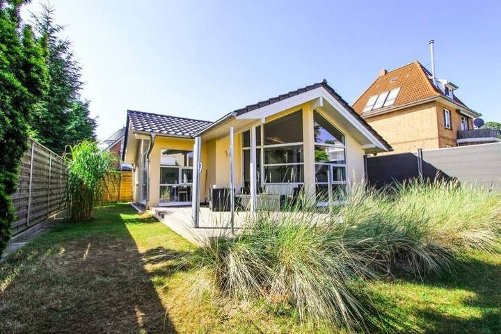 Strandhaus für 4 Personen, mit Terrasse in Timmendorfer Strand - 2