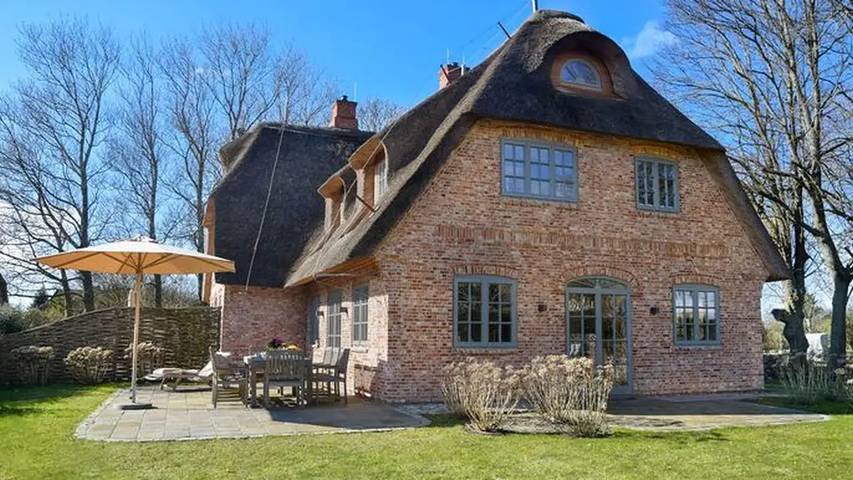 Ferienhaus für 7 Personen, mit Sauna und Garten sowie Terrasse in Archsum