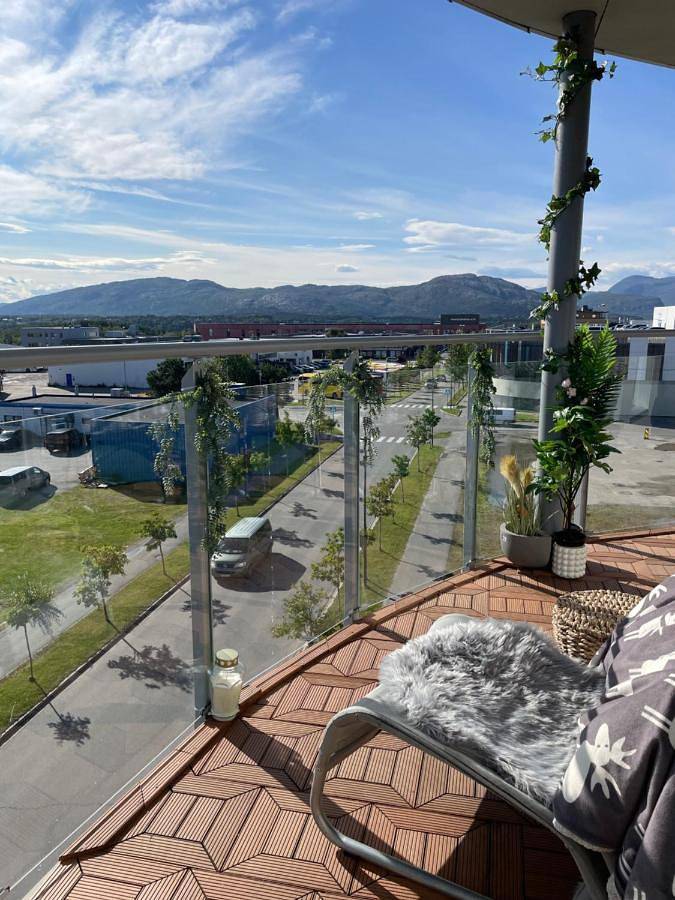 Ferienwohnung für 6 Personen, mit Garten und Ausblick in Alta