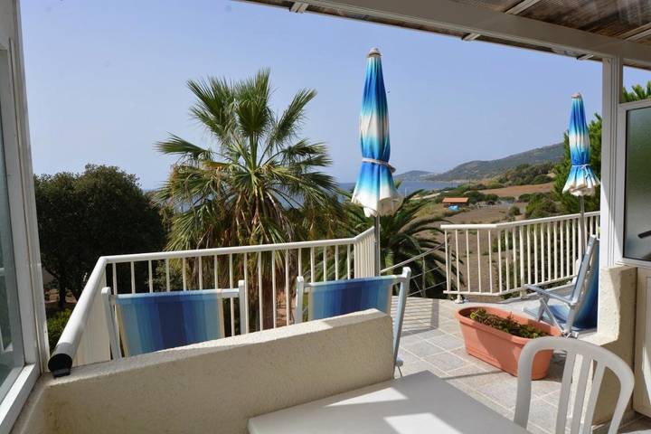 Parc de vacances pour 3 personnes, avec vue et jardin en Corse - 2