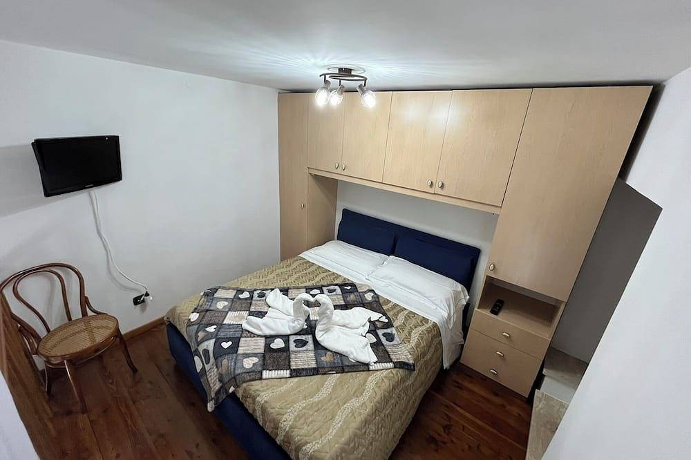 Ganze Wohnung, Domus Essentia in Pofi, Frosinone Provinz