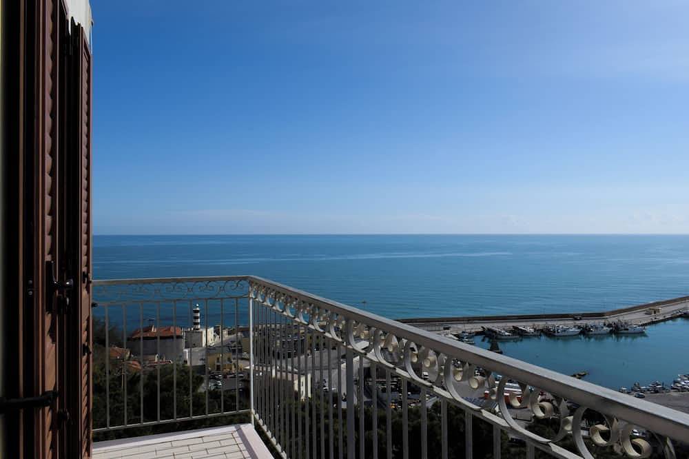 Apartamento entero, Marechiare - Two Bedroom Apartment, Sleeps 4 in Ortona, Ortona (Municipio)