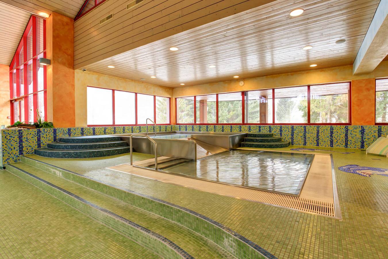 Austriaparks Camping Arlberg — Stanzertal Cabin | Haustierfreundlich | 4 Personen  in Pettneu, Pettneu am Arlberg