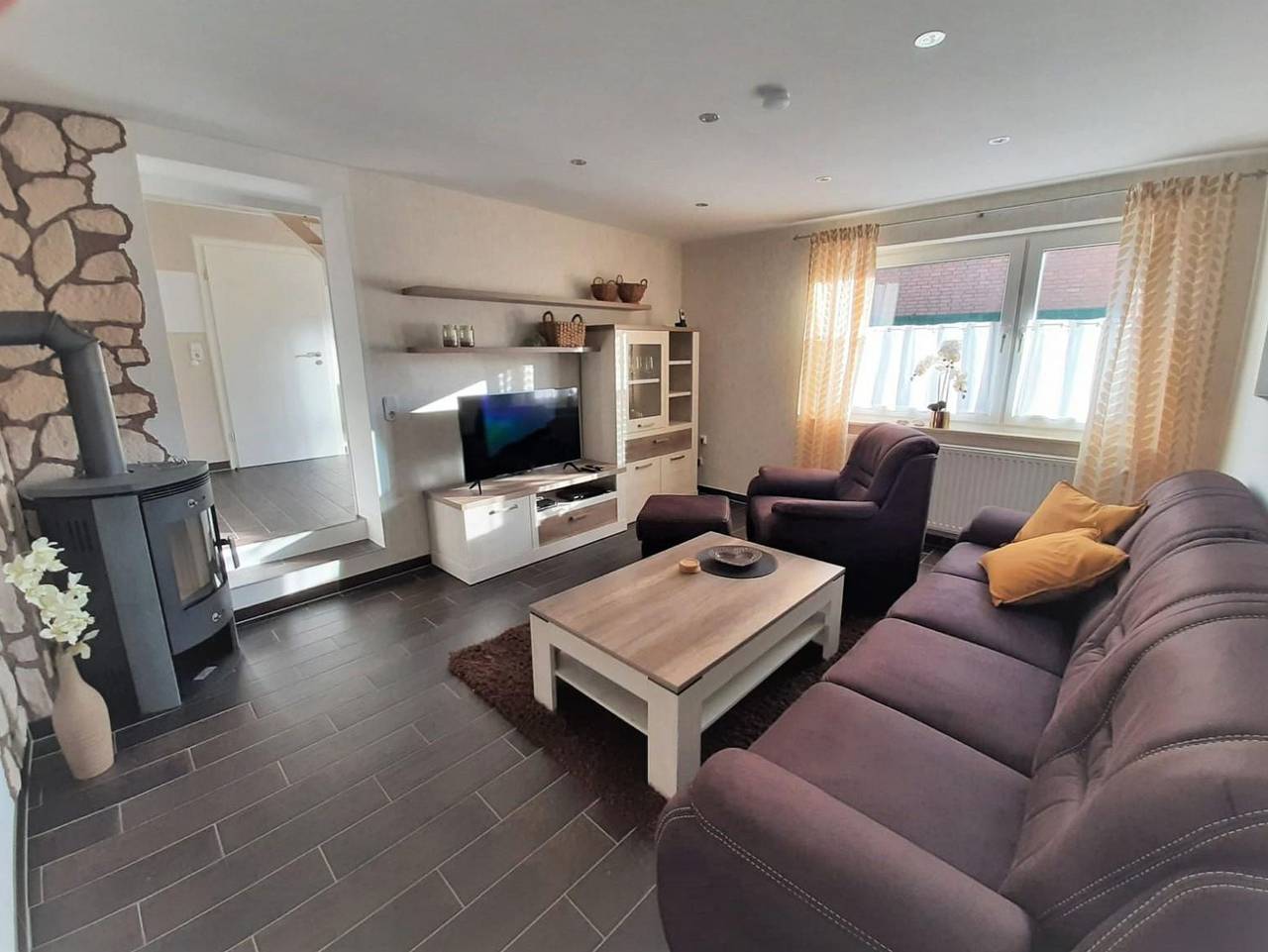 Ganze Ferienwohnung, Ferienwohnung Elster - Renovierte Ferienwohnung für bis zu 3 Personen in Bruchertseifen, Altenkirchen & Umgebung