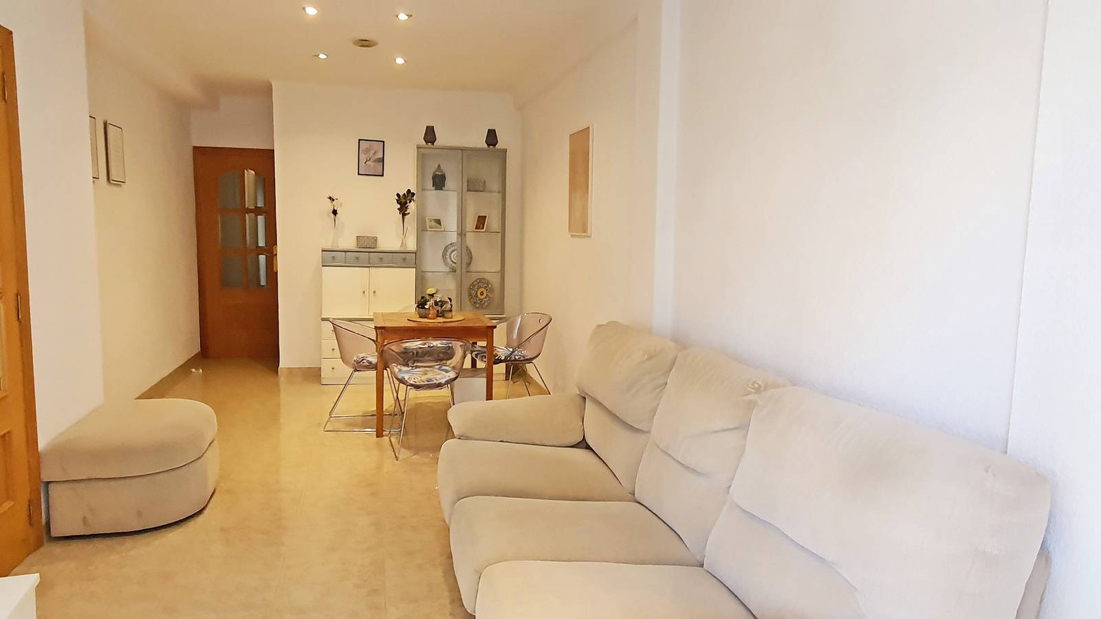 Apartamento entero, Roma Vii - 1ª - 2º - 3ª    /    Playa De Gandia in Playa de Gandía, Costa de Valencia