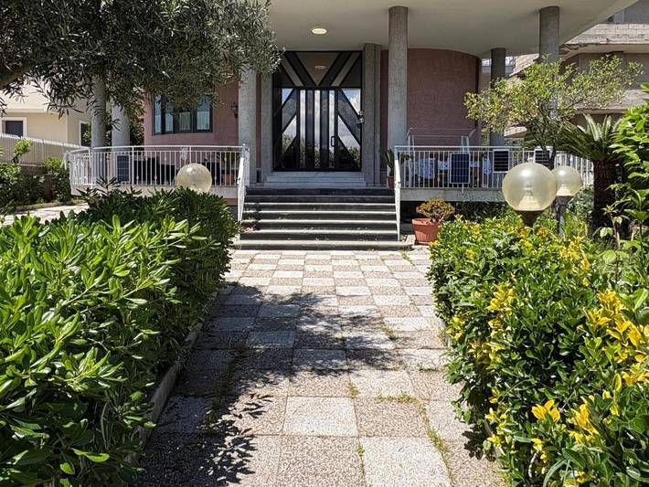 Casa vacanza per 5 persone, con giardino e panorama, adatto a famiglie con bambini - 1