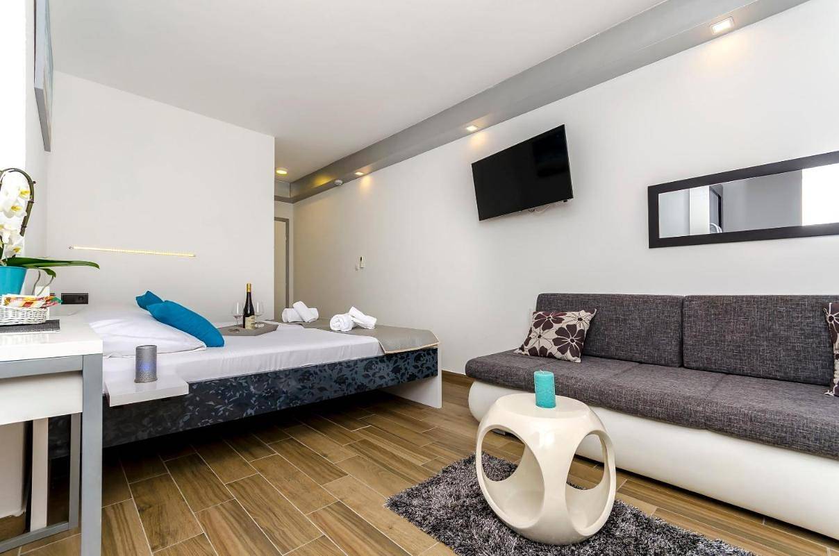 All Saints Suites B & B Kastela in Kastel Novi, Kaštela