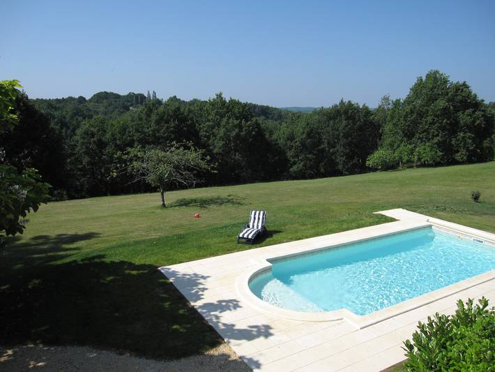 Gîte pour 6 personnes, avec piscine, adapté aux familles à Rouffignac-Saint-Cernin-de-Reilhac - 2