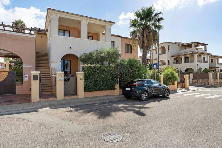 Ganze Wohnung, Ferienwohnung "Elga" mit Garten & WLAN in Crabonaxa/Villasimius, Villasimius