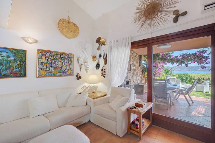 Holiday Home 'Villetta Cala Paradiso' with Sea View, Shared Terrace and Air Conditioning in Salina Bamba, San Teodoro