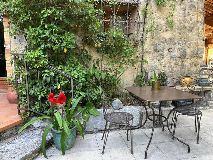 Location de vacances pour 3 personnes, avec vue et jardin, animaux acceptés à Thoard - 4