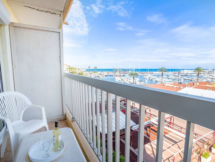 Gîte pour 3 personnes, avec balcon dans Saint-Cyprien-Plage - 2