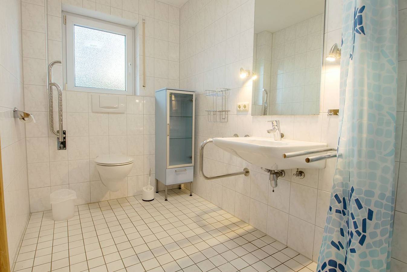 Ganze Wohnung, Komfortables Ferienhaus Nautilus in Zingst mit Garten und Terrasse in Strandnähe in Zingst, Fischland - Darß - Zingst