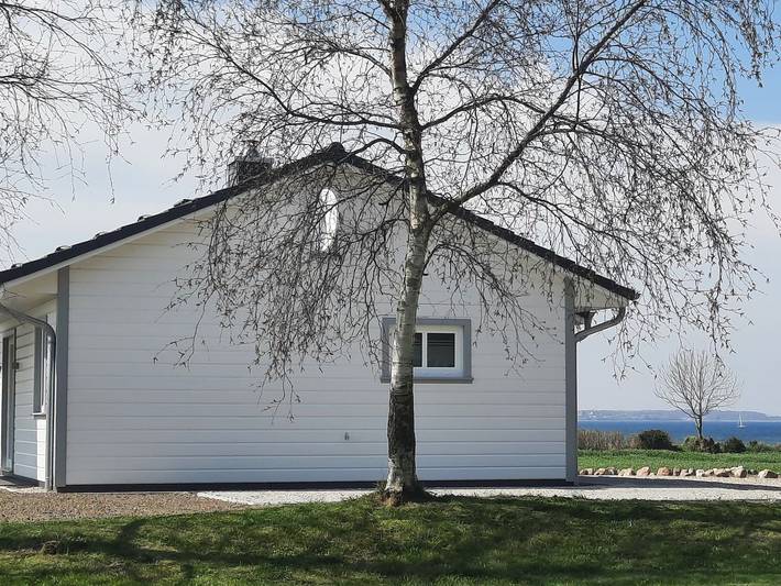 Ferienhaus für 2 Personen, mit Terrasse und Garten sowie Ausblick in Geltinger Bucht