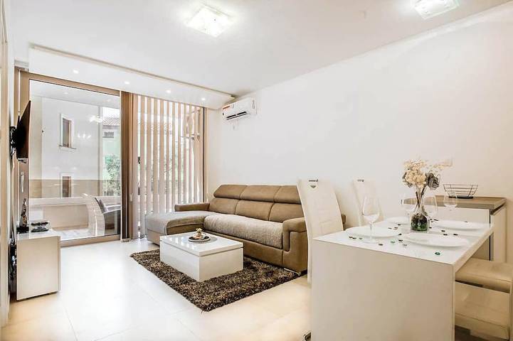 Appartement de vacances pour 4 personnes, avec terrasse ainsi que balcon/terrasse et piscine - 1